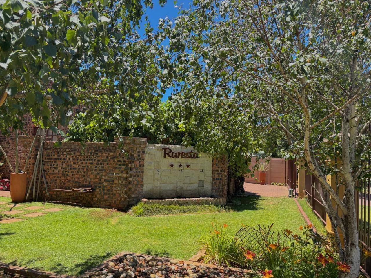 Ruresta Guesthouse Bloemfontein Exterior photo